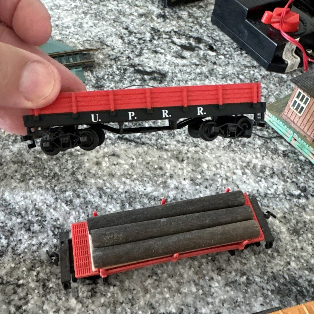 Vintage AHM Tempo HO Scale New York Central 6603 17 Trains Plus Extras See Pics‎